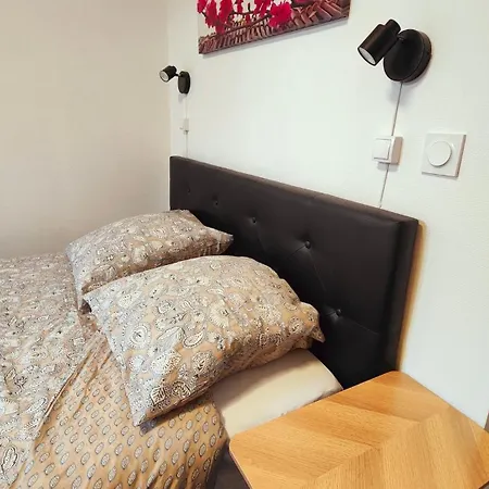 T2 Renove, Calme & Lumineux, 17e Paris